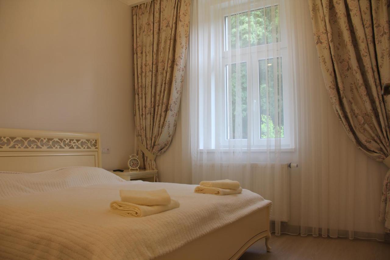 Jurincom Apartments Kralovska Vyhlidka Karlovy Vary Kültér fotó